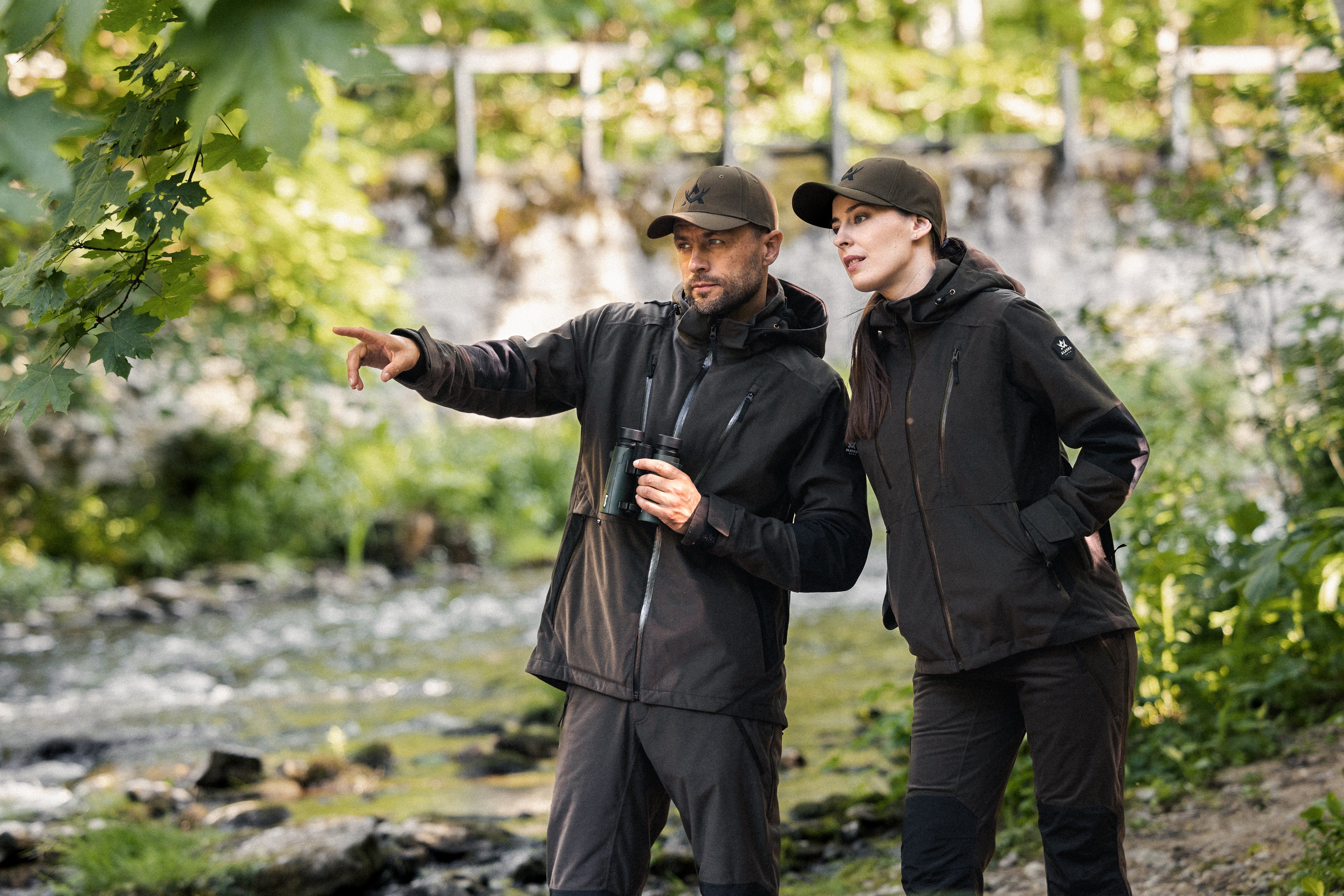 Best hunting hotsell waterproof jacket